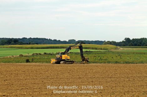 Début des travaux du parc éolien de la Plaine de Boneffe (Eneco Wind Belgium - Septembre 2016)